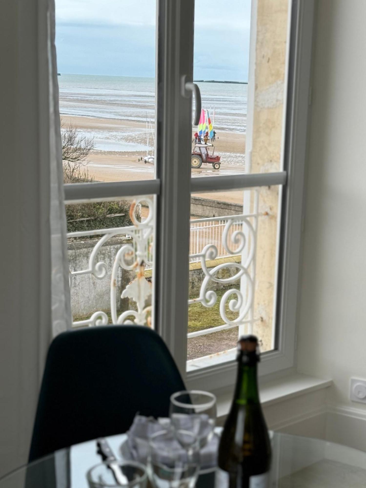 Sunny Apt On D-Day Beach With Parking Saint-Côme-de-Fresné Extérieur photo